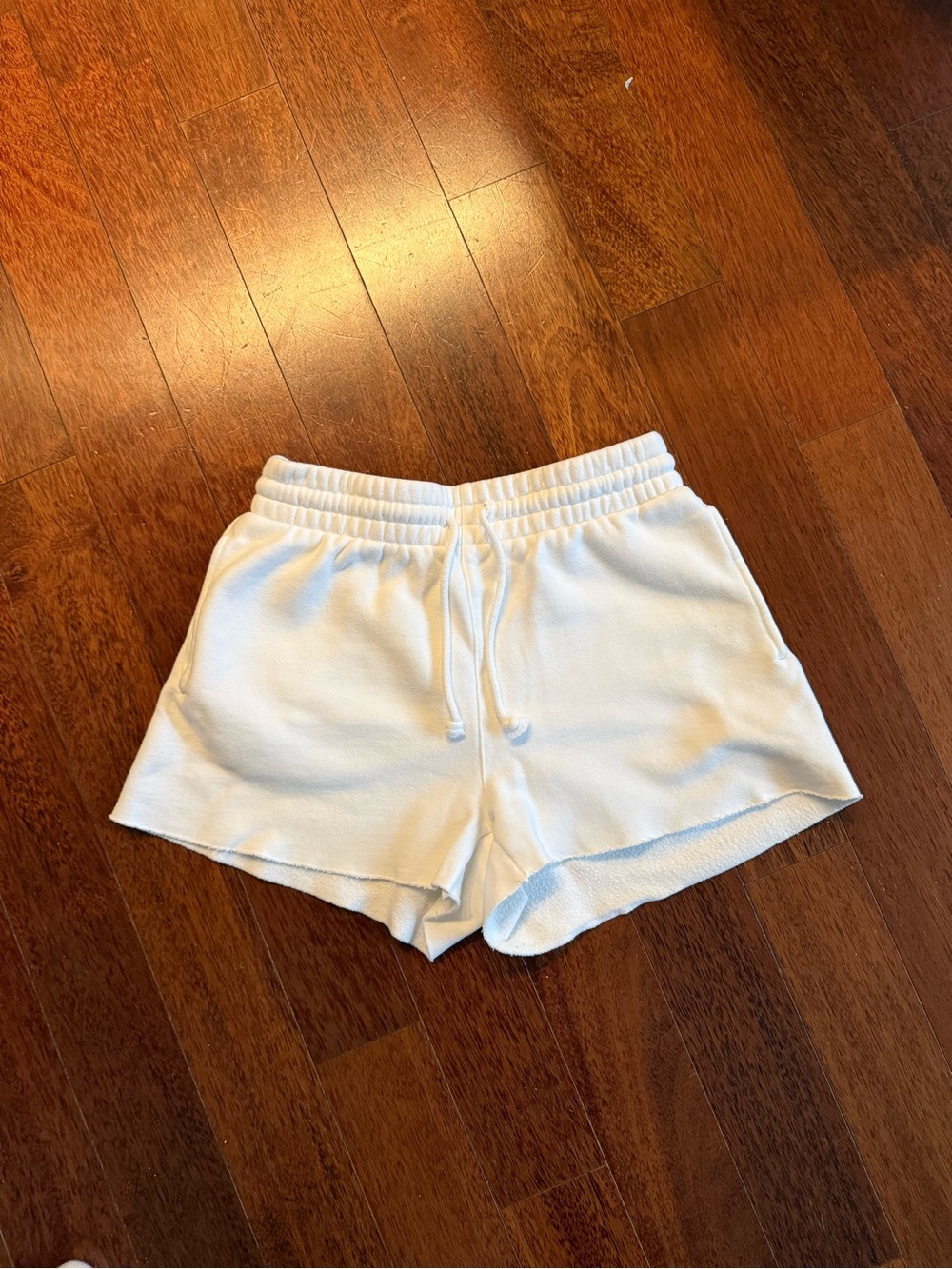 TNA COZY FLEECE BOYFRIEND 3" SWEATSHORT